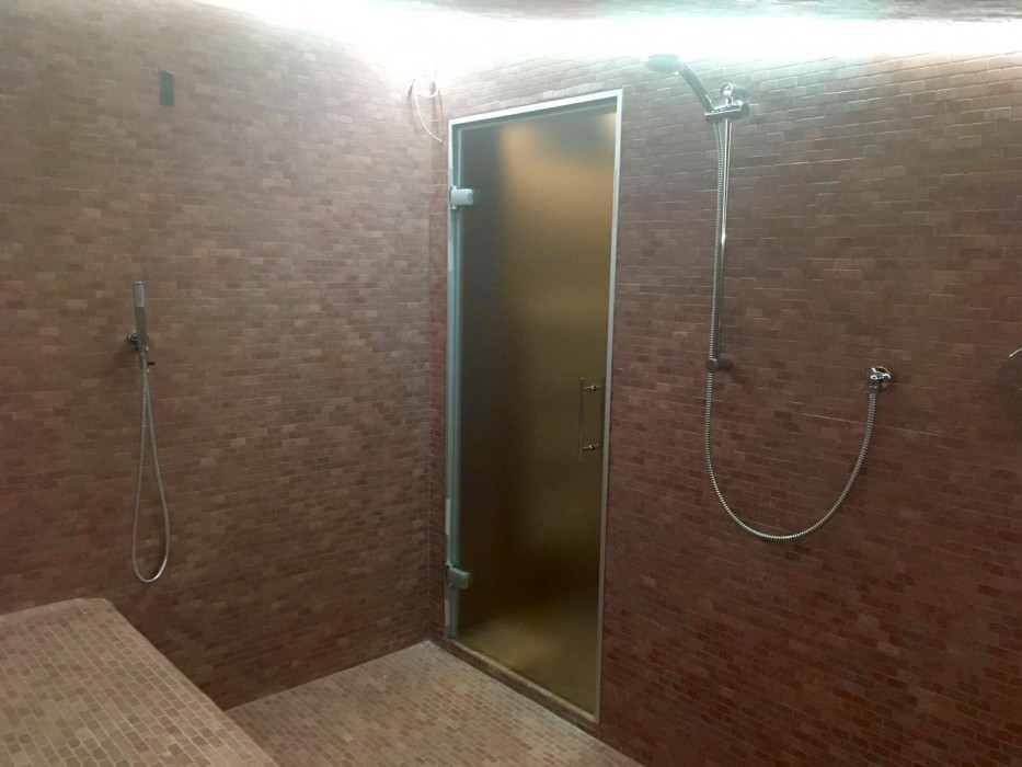 Doccia Bagno Turco Su Misura.Box Doccia Per Bagno Turco E Sauna